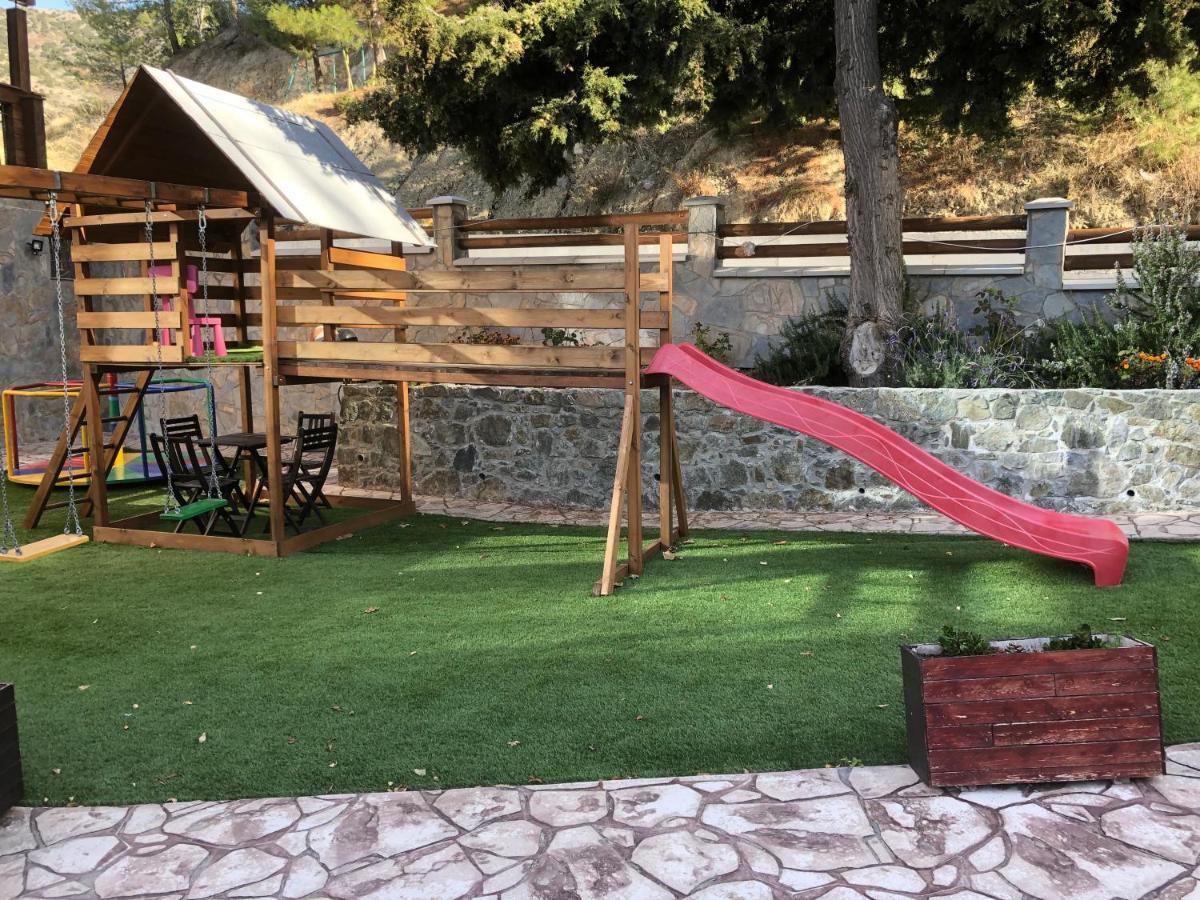 Diamond Stone Wooden Guest House Chandria Extérieur photo