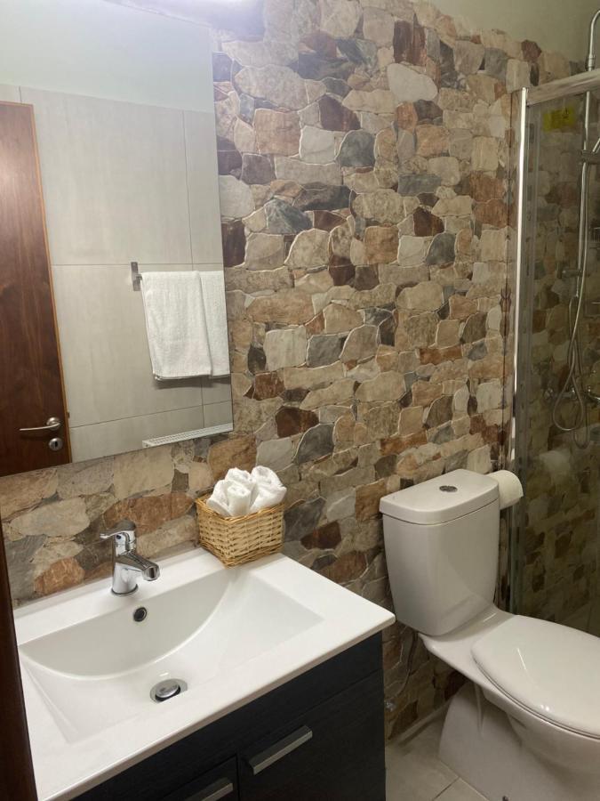 Diamond Stone Wooden Guest House Chandria Extérieur photo