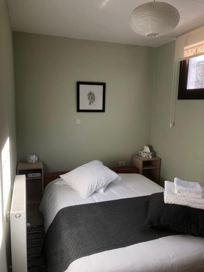 Diamond Stone Wooden Guest House Chandria Extérieur photo